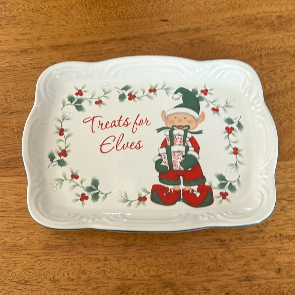 Pfaltzgraff Winterberry Treats for Elves Christmas Cookie Plate Platter Tray